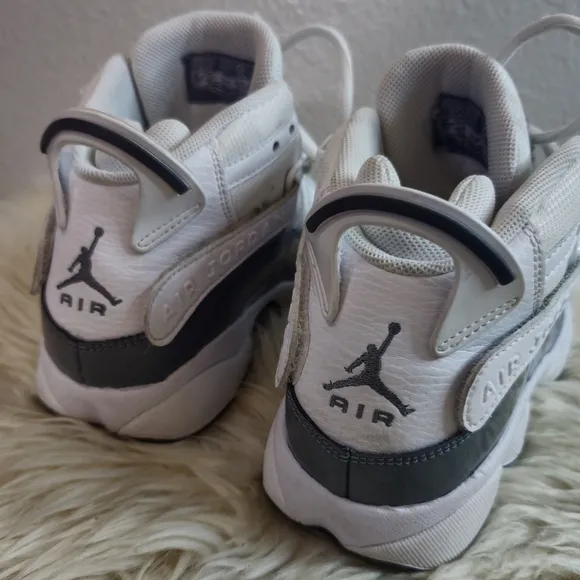 ❤️ Jordan 6 Rings Grade School Lifestyle Shoes