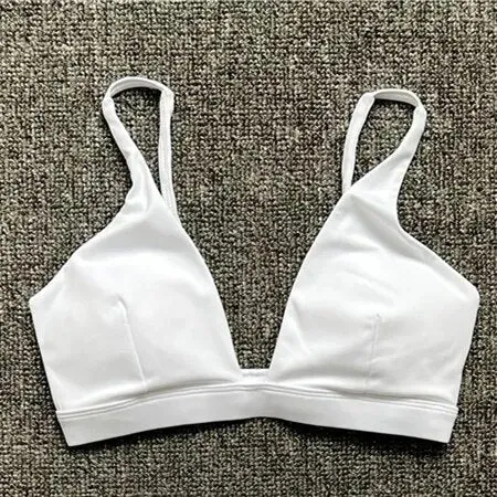 2025 Nude Deep V Neck Sport Bra Women Yoga Sets Workout Gym Scrunch High Waist Fitness Push Up Shorts Running Avtive Suits