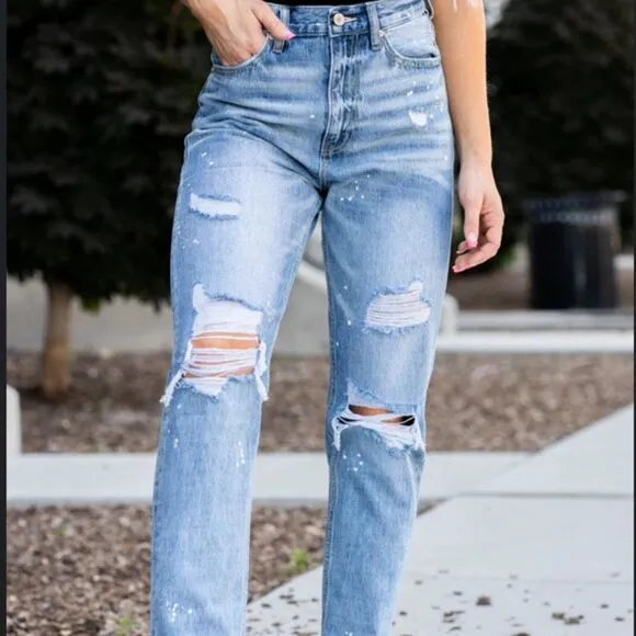 BEST SELLER 🌟 KanCan Martinville High Rise Slim Straight Jeans