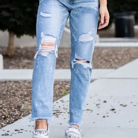 BEST SELLER 🌟 KanCan Martinville High Rise Slim Straight Jeans