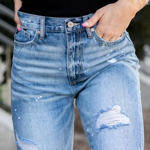 BEST SELLER 🌟 KanCan Martinville High Rise Slim Straight Jeans