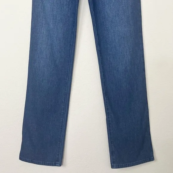 Betabrand Straight-Leg 4-Pocket Pull-On Yoga Denim Jeans