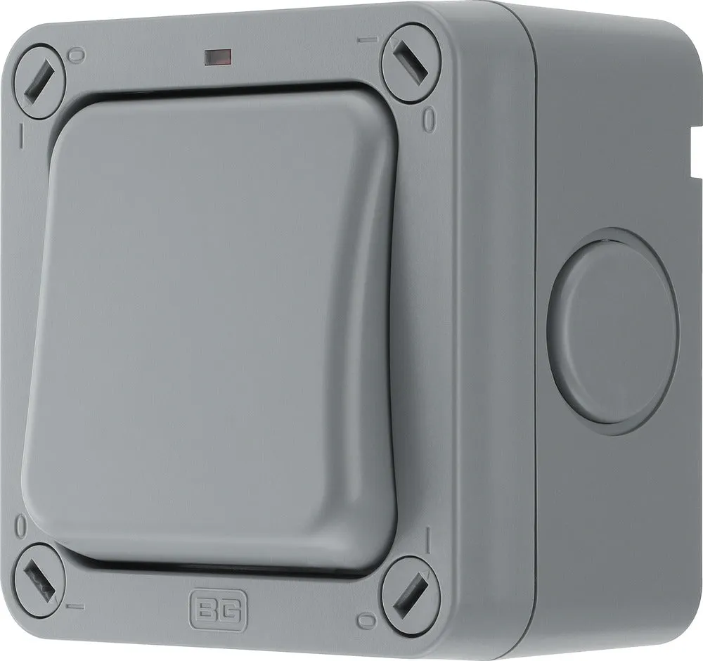 BG WP12-02 Weatherproof Nexus Storm 20AX 1G 2-Way Switch