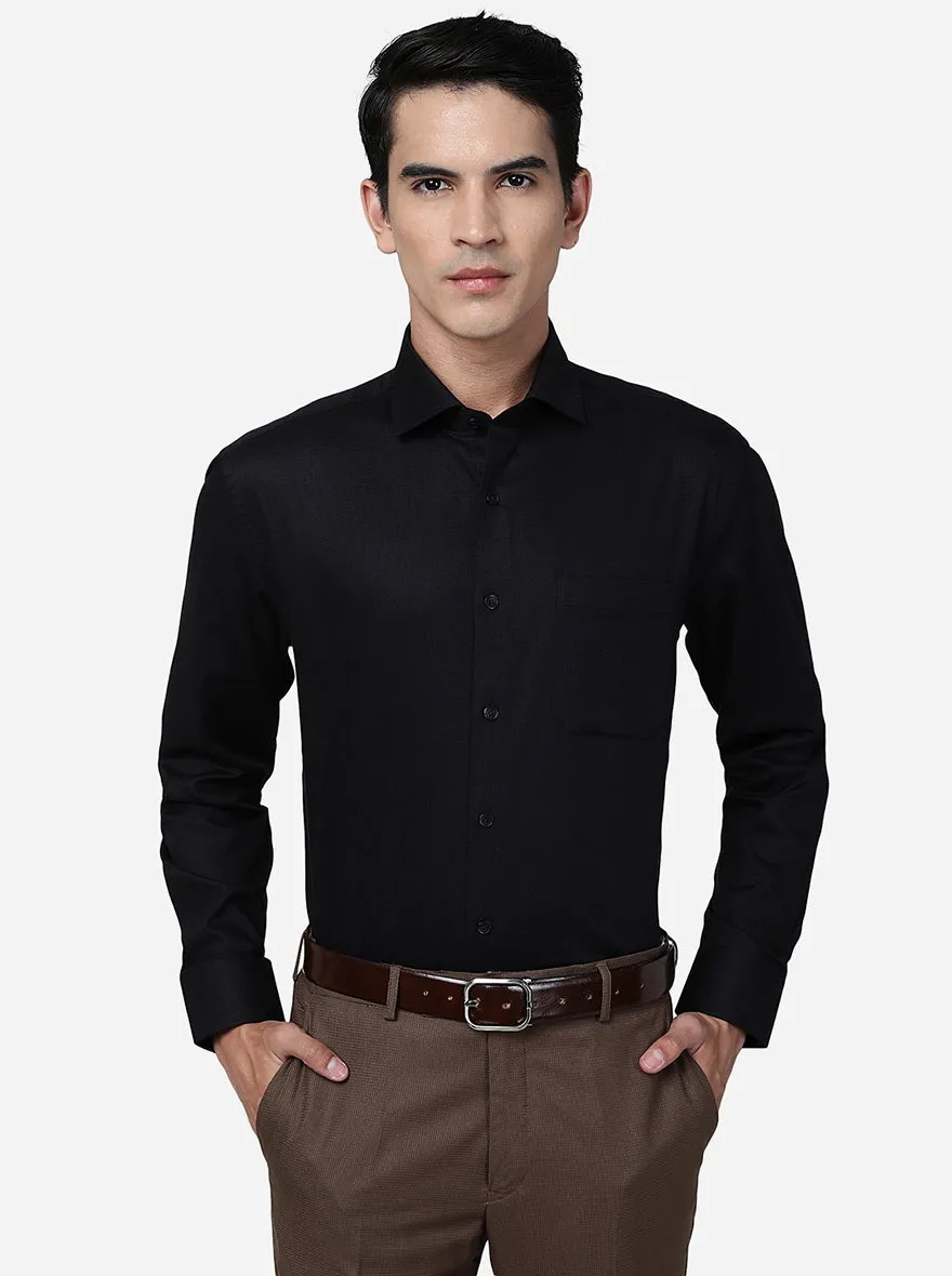 Black Solid Regular Fit Formal Shirt | JadeBlue