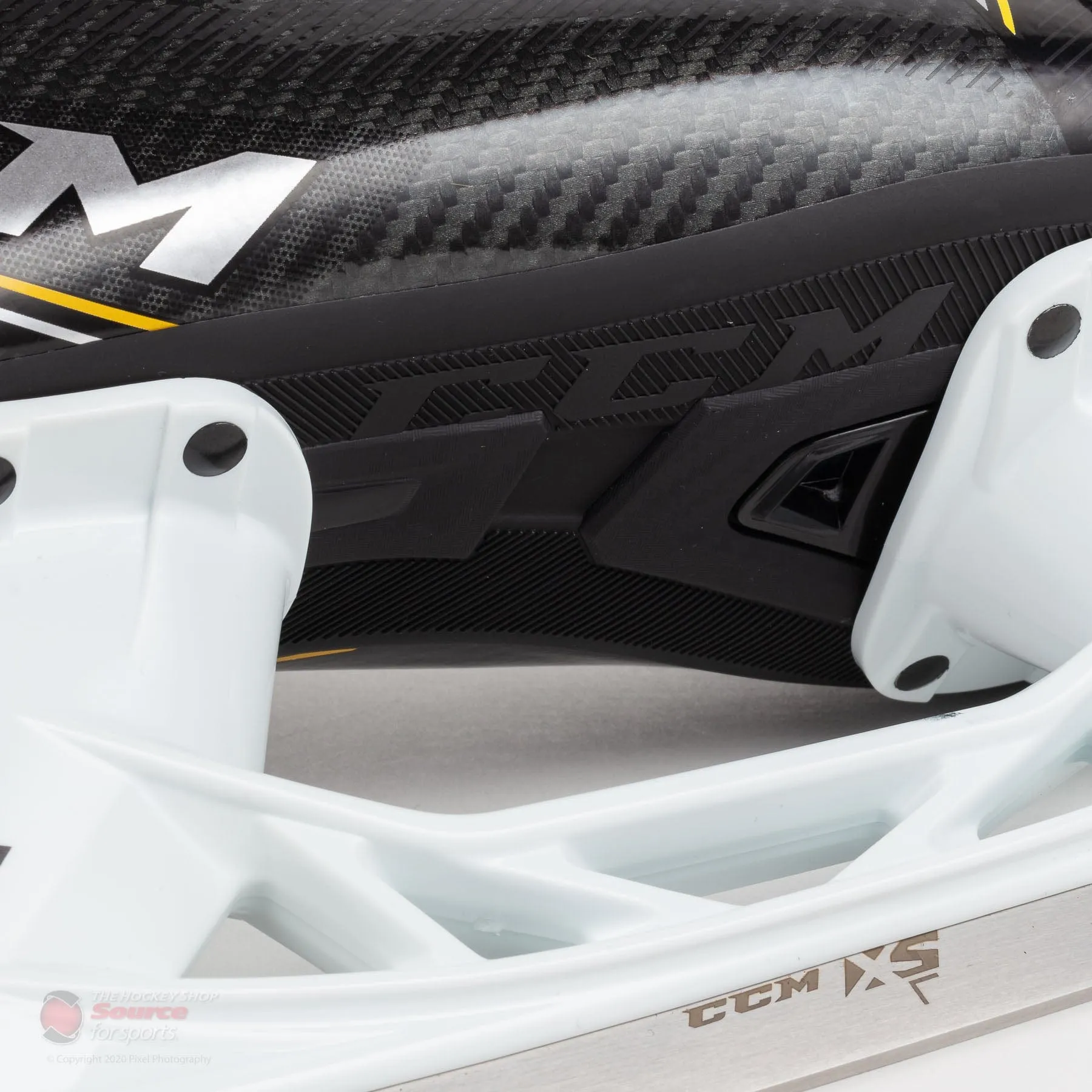 CCM Super Tacks 9370 Senior Hockey Skates
