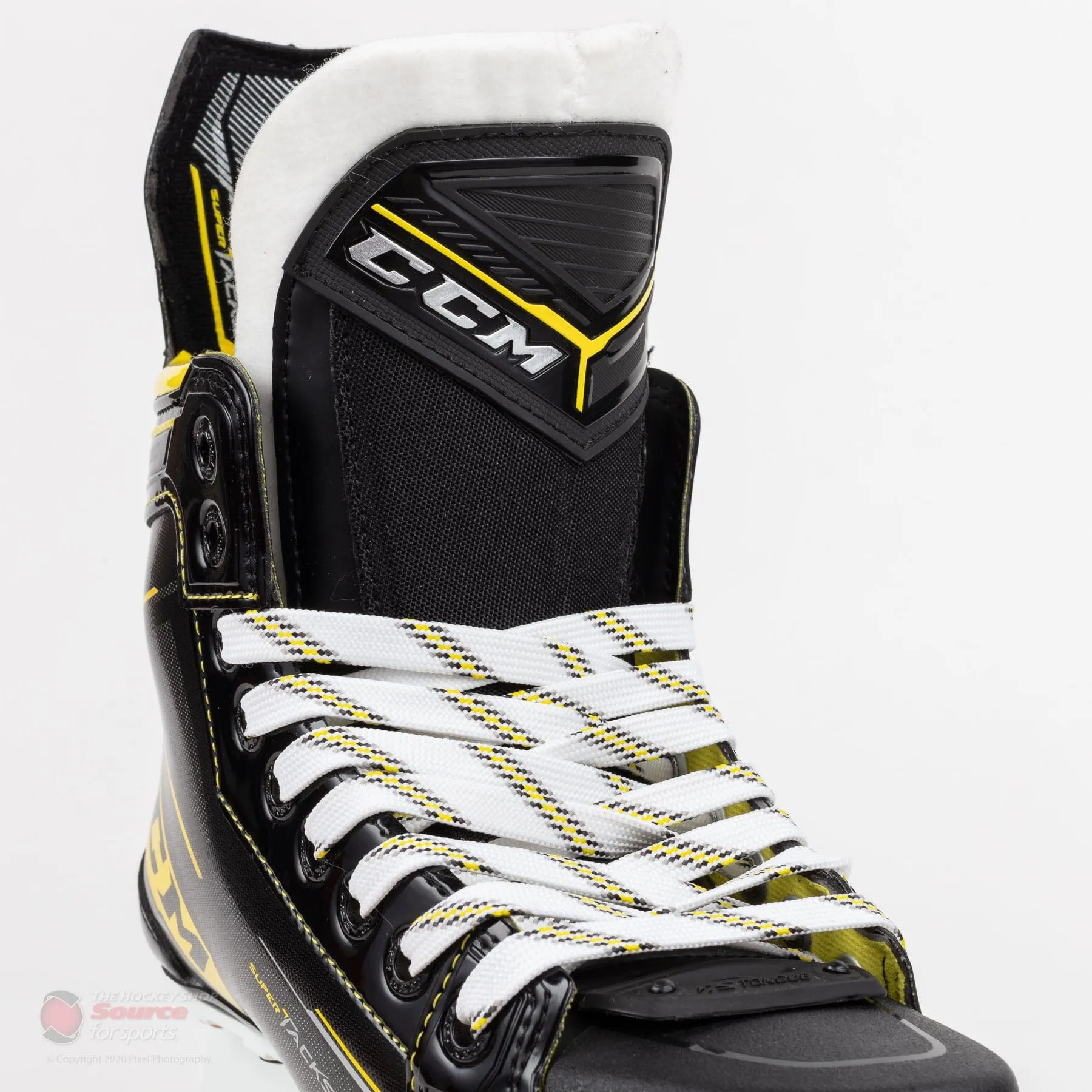 CCM Super Tacks 9380 Junior Hockey Skates