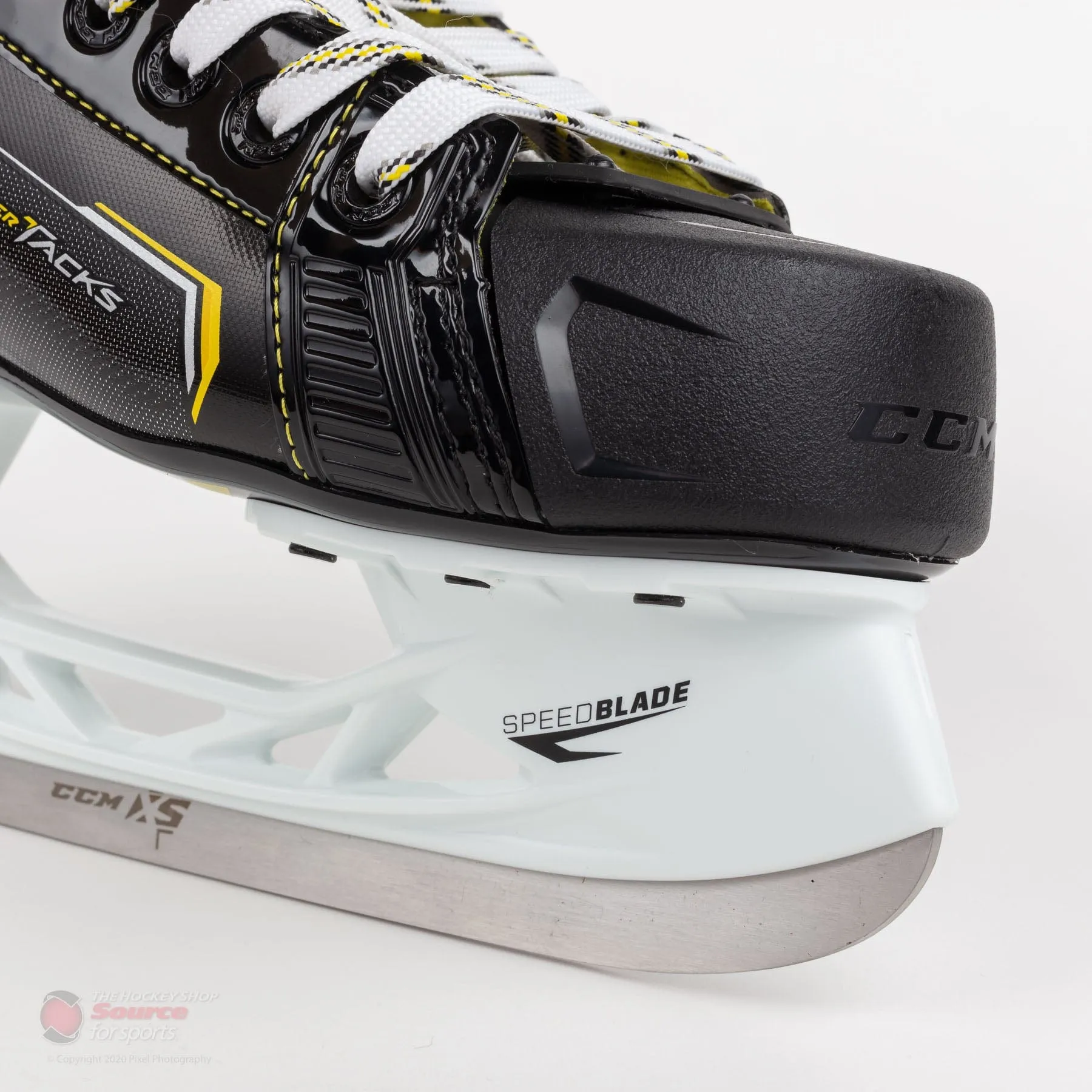 CCM Super Tacks 9380 Junior Hockey Skates