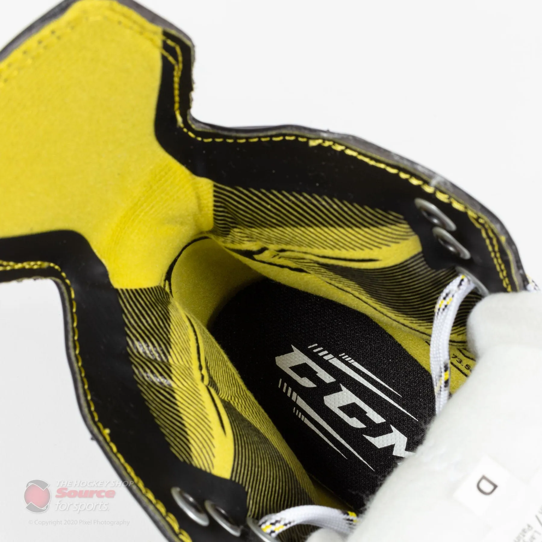 CCM Super Tacks Vector Junior Hockey Skates - 2020