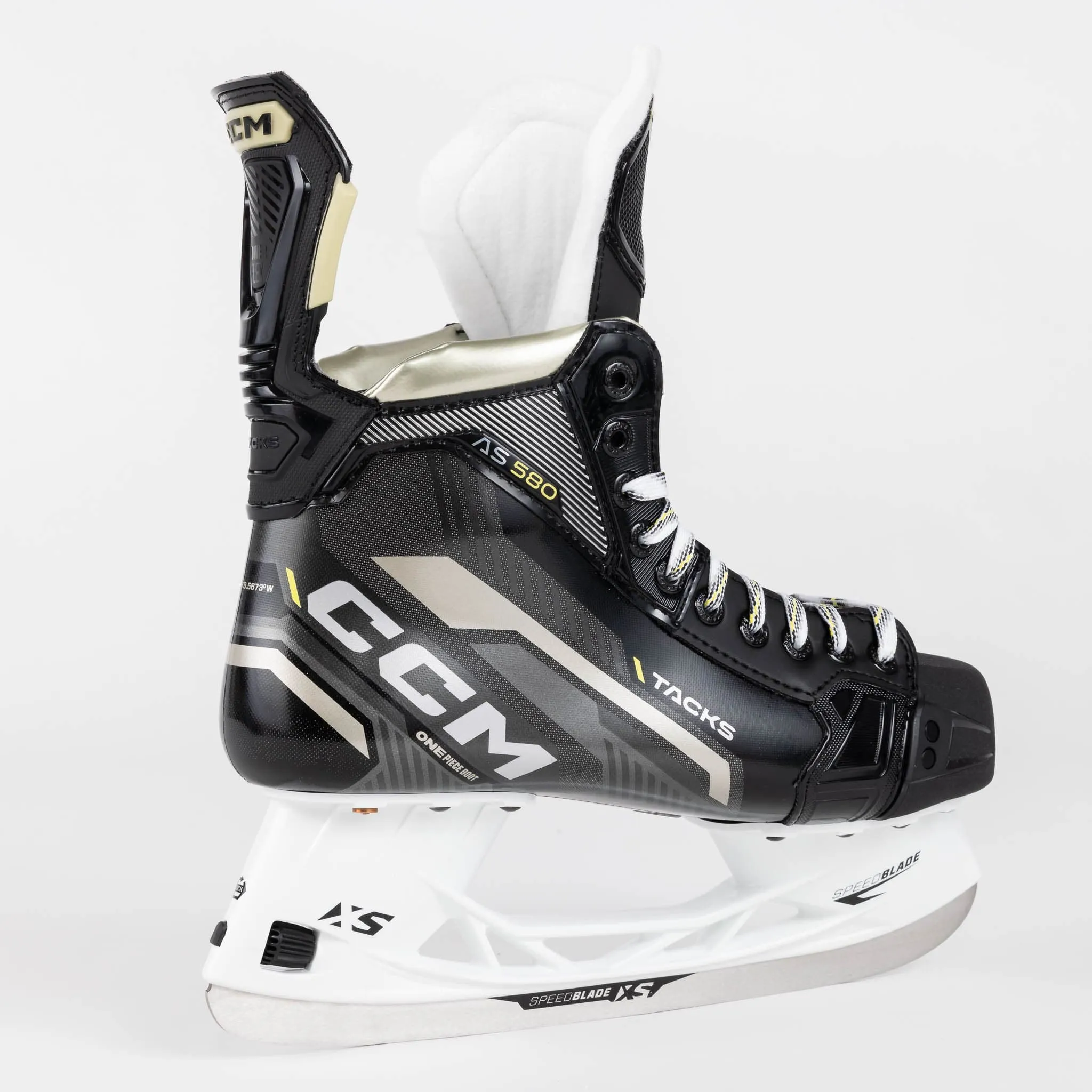 CCM Tacks AS580 Intermediate Hockey Skates