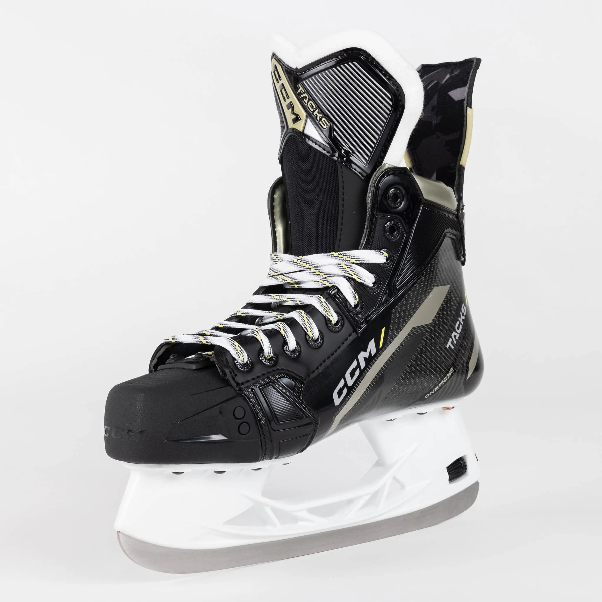 CCM Tacks AS580 Intermediate Hockey Skates