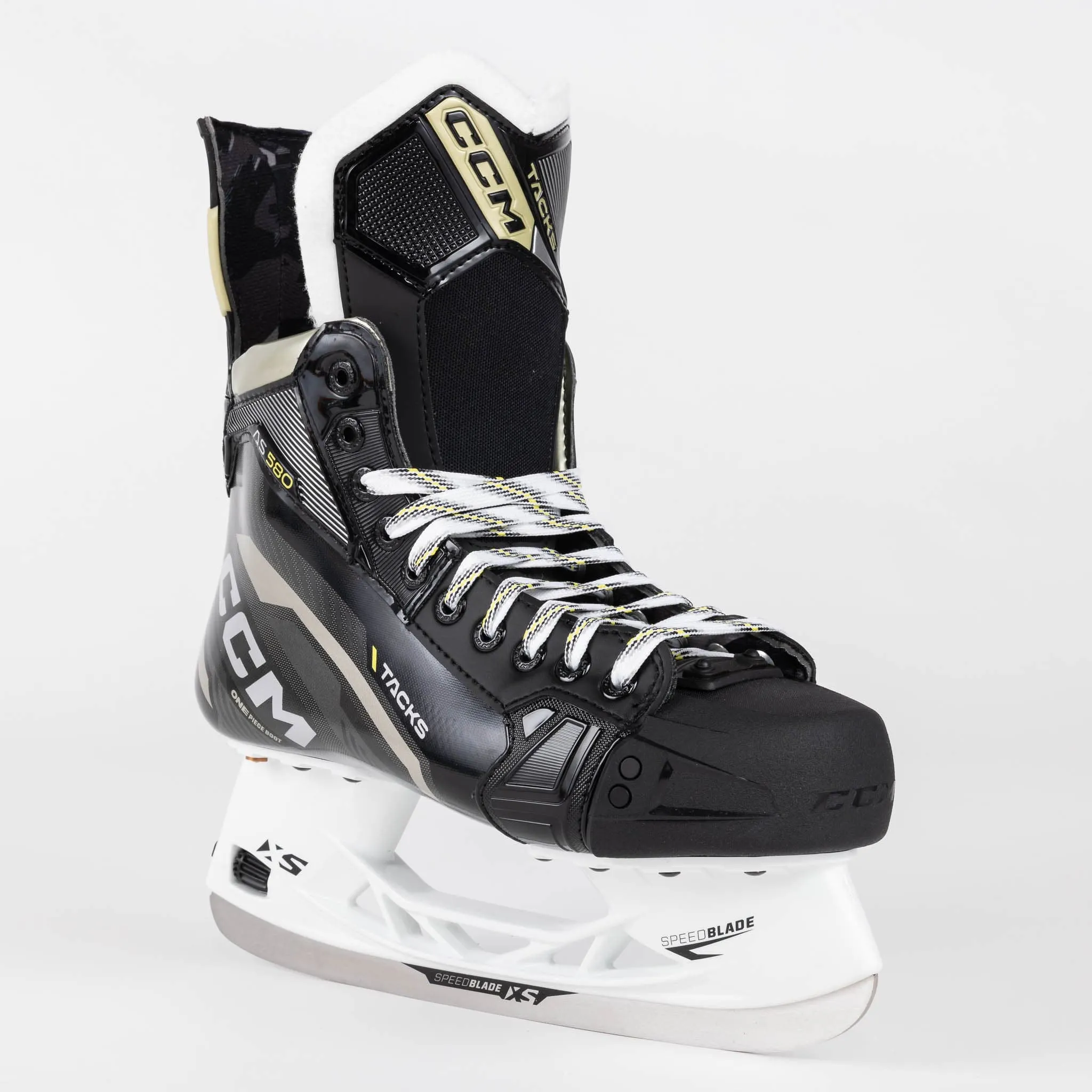 CCM Tacks AS580 Intermediate Hockey Skates