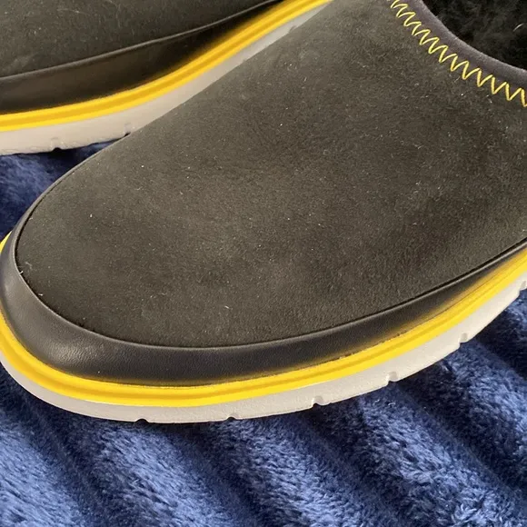 Cole Haan Zerogrand dweller slip on sheep shearling fur and suede size 9 mens