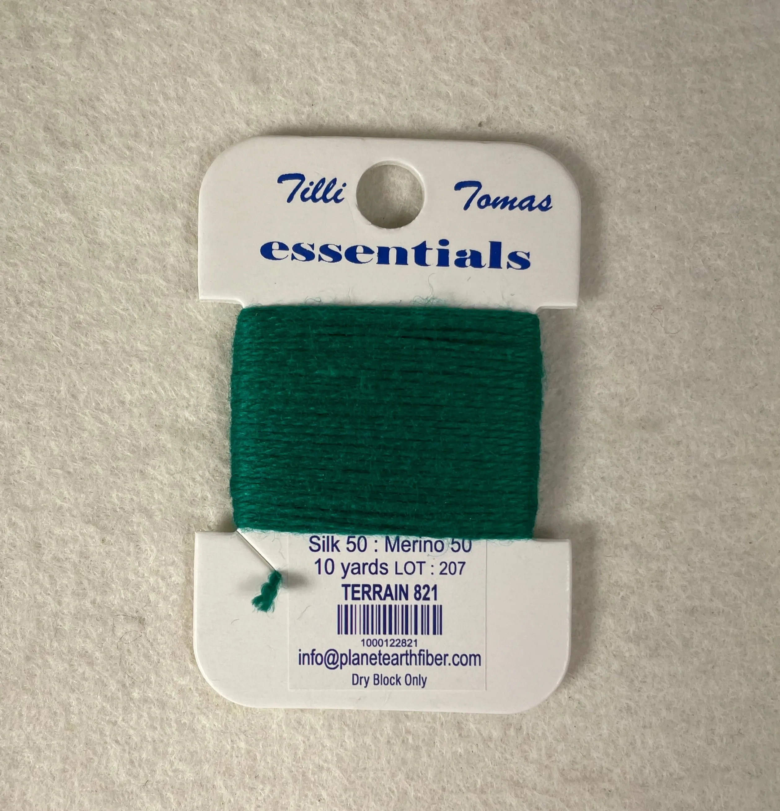 Essentials 821 Terrain