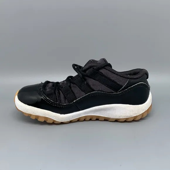 Jordan 11 Retro Low Black Coral Shoes 645107-013 Toddler Sz 9C EU 26