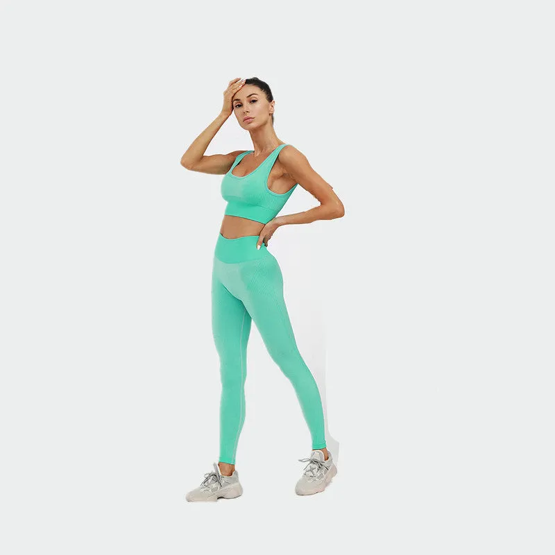 Knitted seamless fitness suit trendy