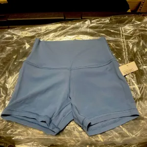 LULULEMON ALIGN SHORT