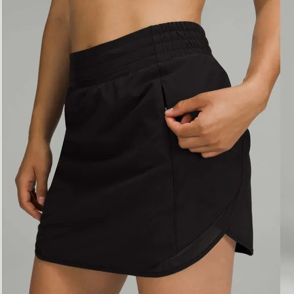 Lululemon Hotty Hot High-Rise Skirt * Lenght  14” front 16.5” back- Waist: 27”