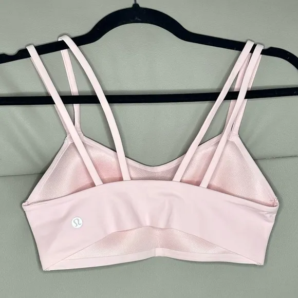 Lululemon Like a Cloud Bra Light Support, B/C Cup size 6 - Pink Haze