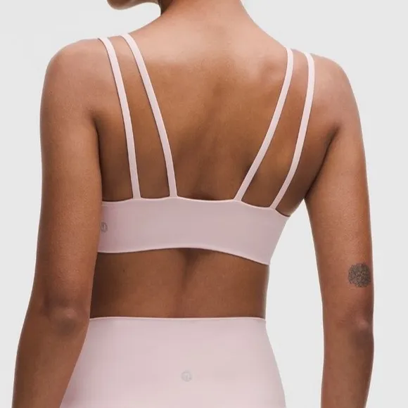 Lululemon Like a Cloud Bra Light Support, B/C Cup size 6 - Pink Haze