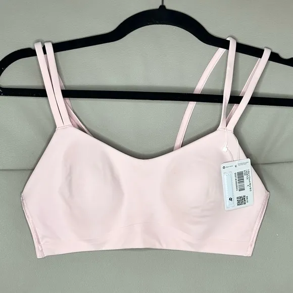 Lululemon Like a Cloud Bra Light Support, B/C Cup size 6 - Pink Haze