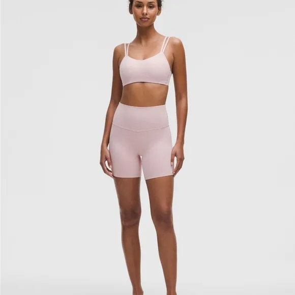 Lululemon Like a Cloud Bra Light Support, B/C Cup size 6 - Pink Haze