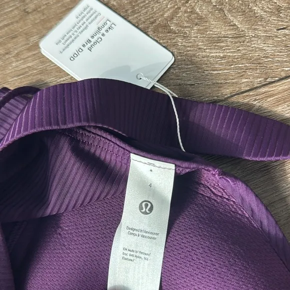 Lululemon Like a Cloud Ribbed Longline Bra, D/DD CupDramatic Magenta size 4 NWT