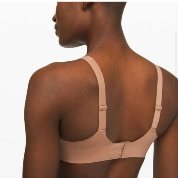 Lululemon Nude/Beige Hold True Bra, Size 32DD