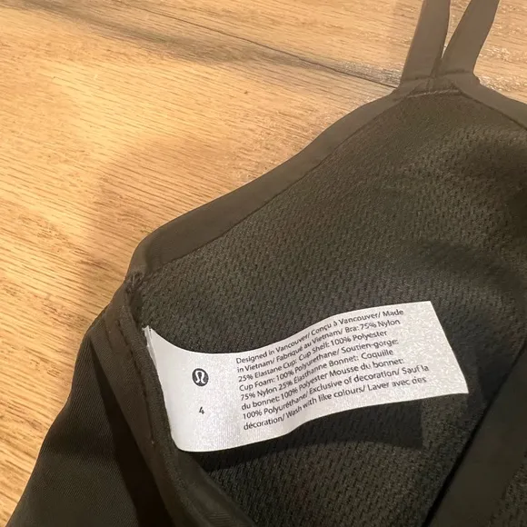Lululemon NWT Like a Cloud Longline Bra Light Support,‎ B/C Cup Olive Green SZ 4