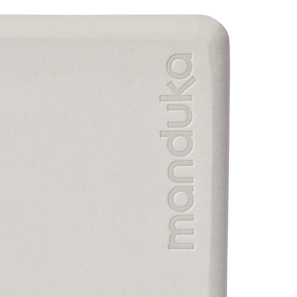 Manduka Recycled Foam Yoga Block (Limited Edition) - Sand