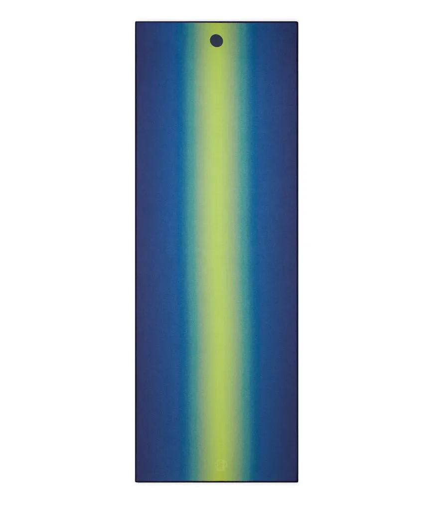 Manduka Yogitoes Skidless Yoga Mat Towel 71'' - Emerald Array 2.0