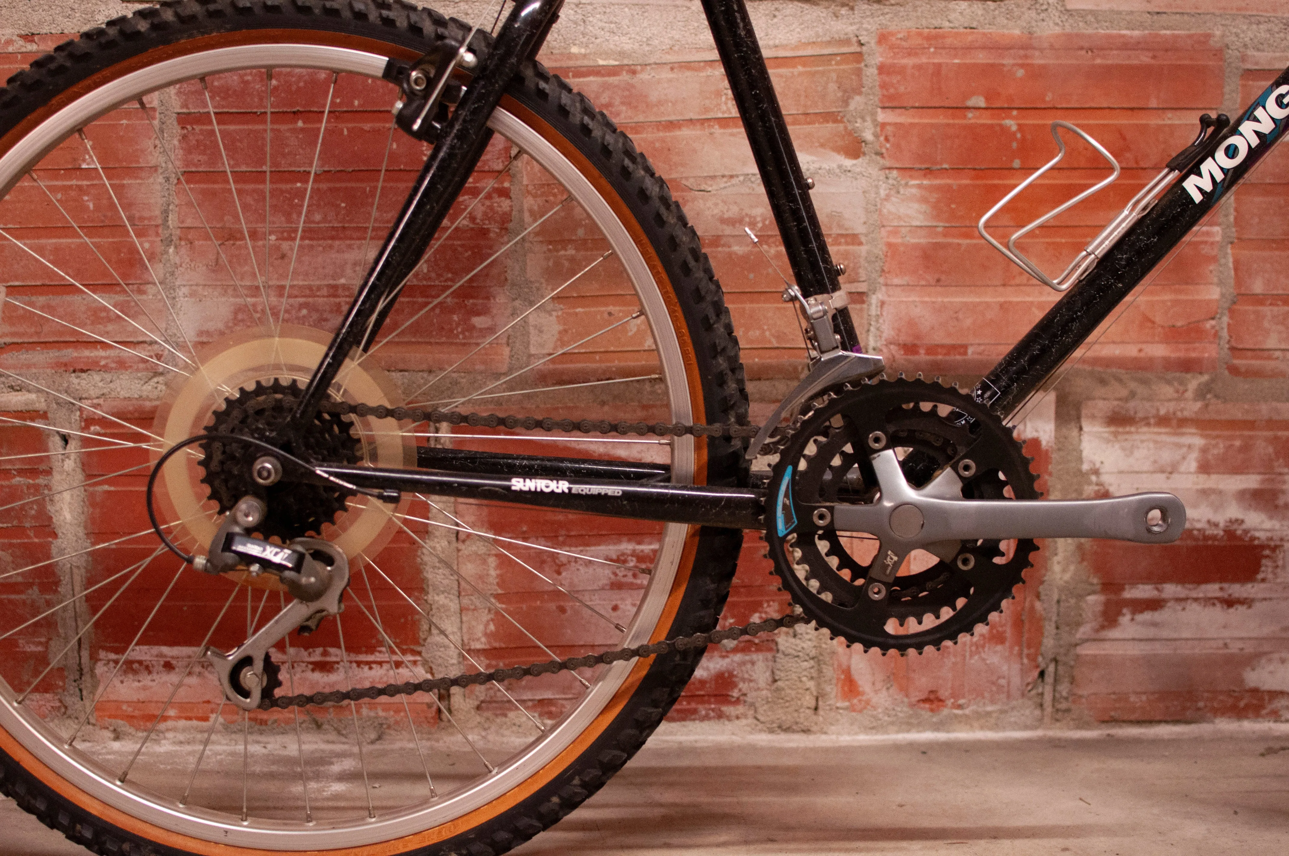 Mongoose Sycamore All Terrain Vintage rigid MTB, black, 56cm