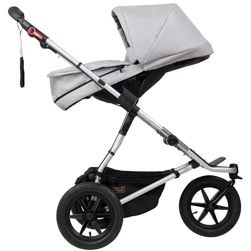 Mountain Buggy Urban Jungle and Carrycot Plus - Silver