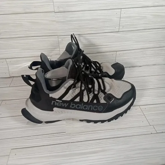 New Balance shando black lace up unisex men's 8.5-9.5 women 10-11