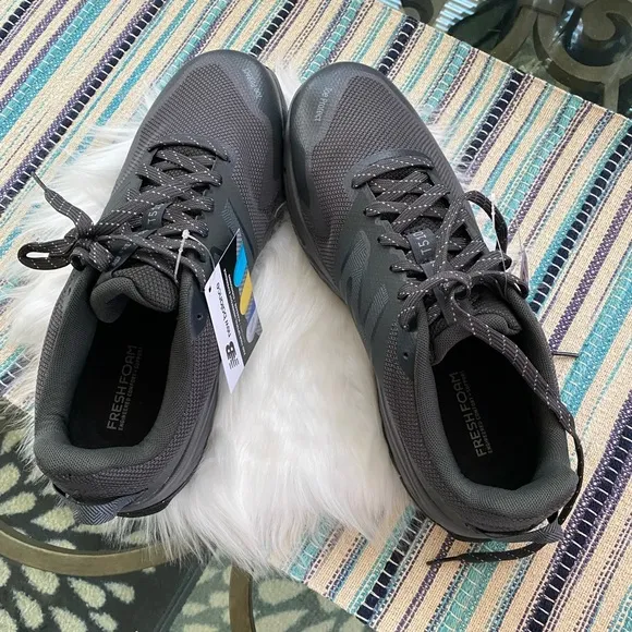 New in box new balance fresh foam trail running shoes men’s size 12 black/grey