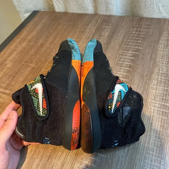 Nike Kyrie 2 GS Black History Month Black Multicolor 835944-099 size 4.5Y