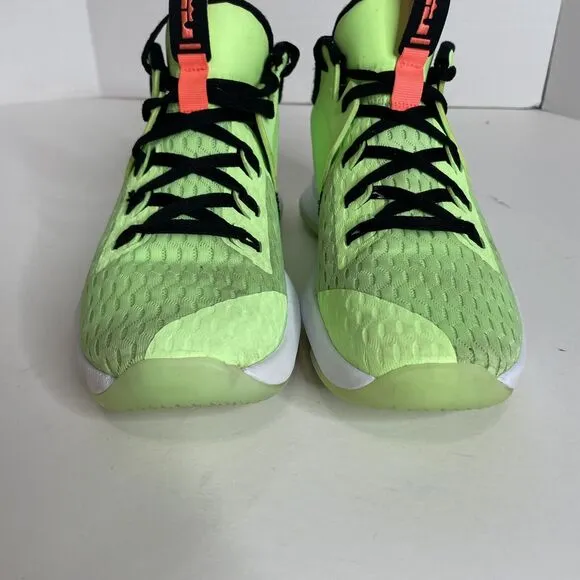 Nike Lebron Witness 5 Grinch Lime Glow Black Men's Basketball Sz 9 - CQ9380-300