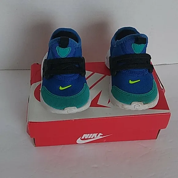 NIKE TODDLER TANJUN SNEAKERS 👟