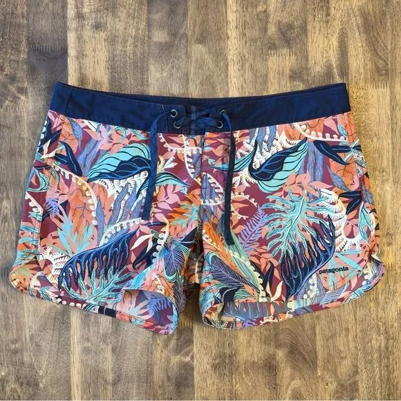 Patagonia Women’s Wavefarer 100% Nylon Boardshorts Swim Hike Jurassic Fern Sz 8
