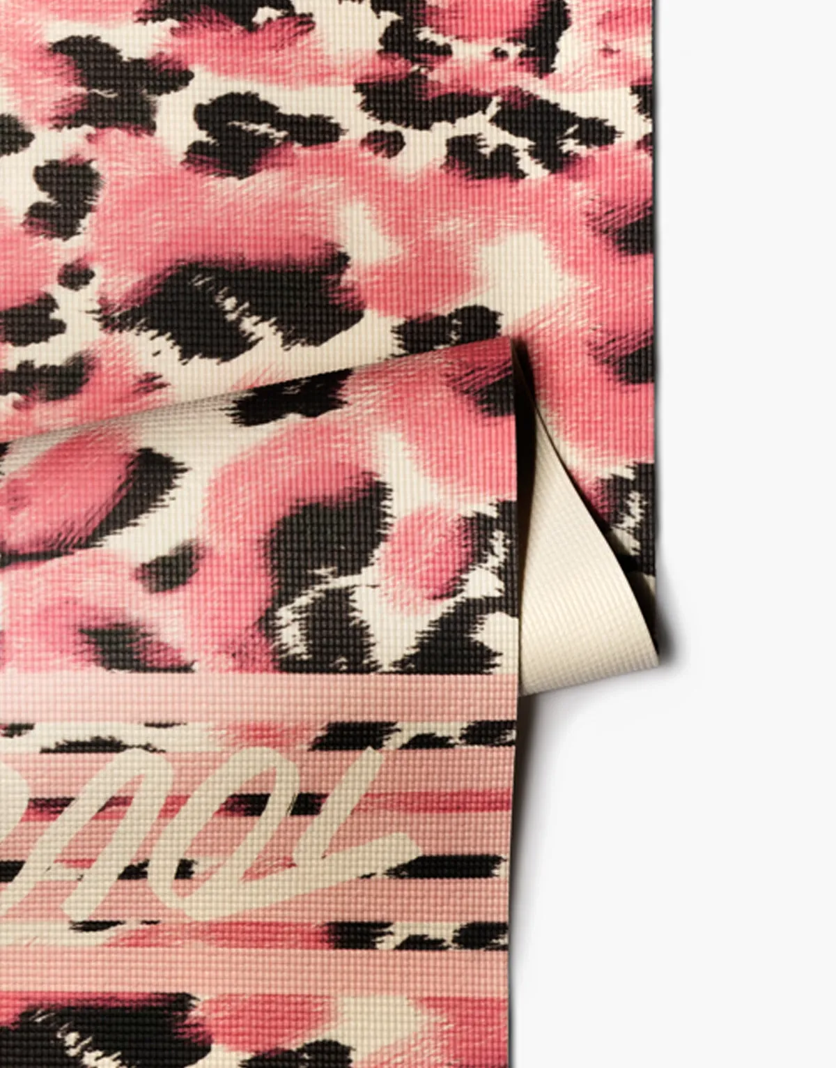 ROSE CHEETAH MAT