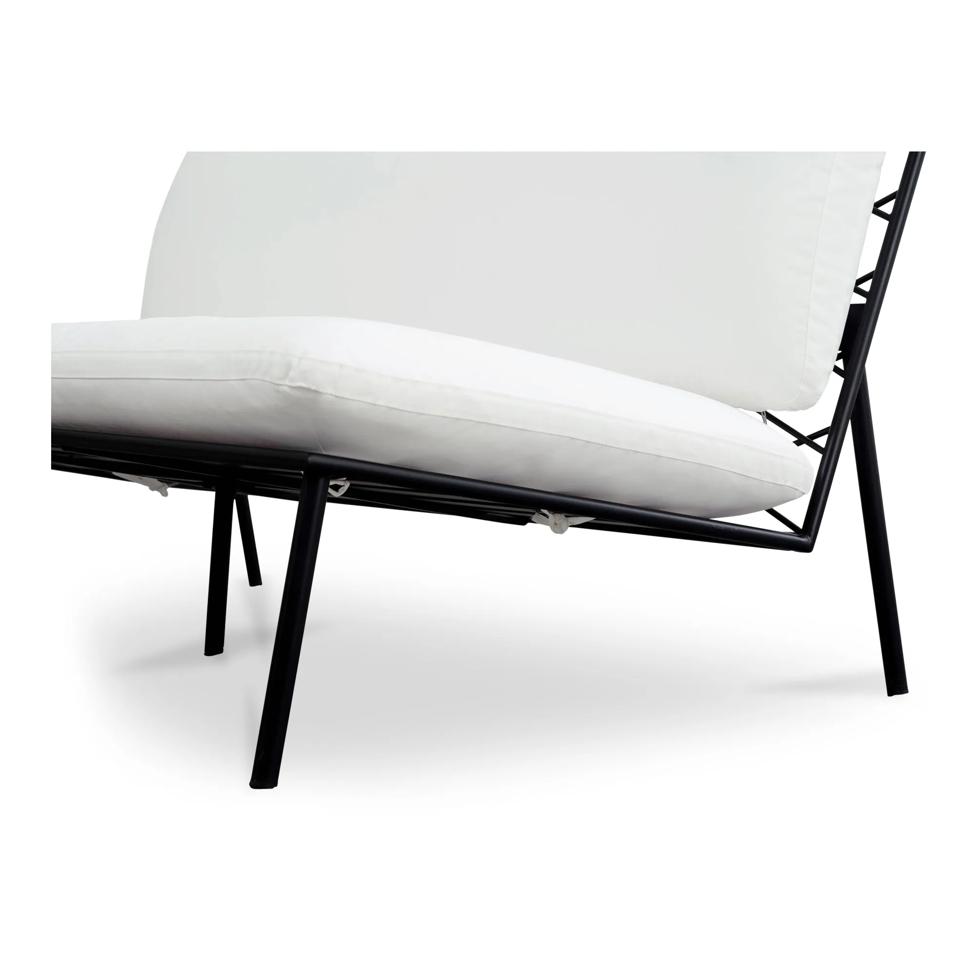 Sunset Crisscross Weatherproof Lounger