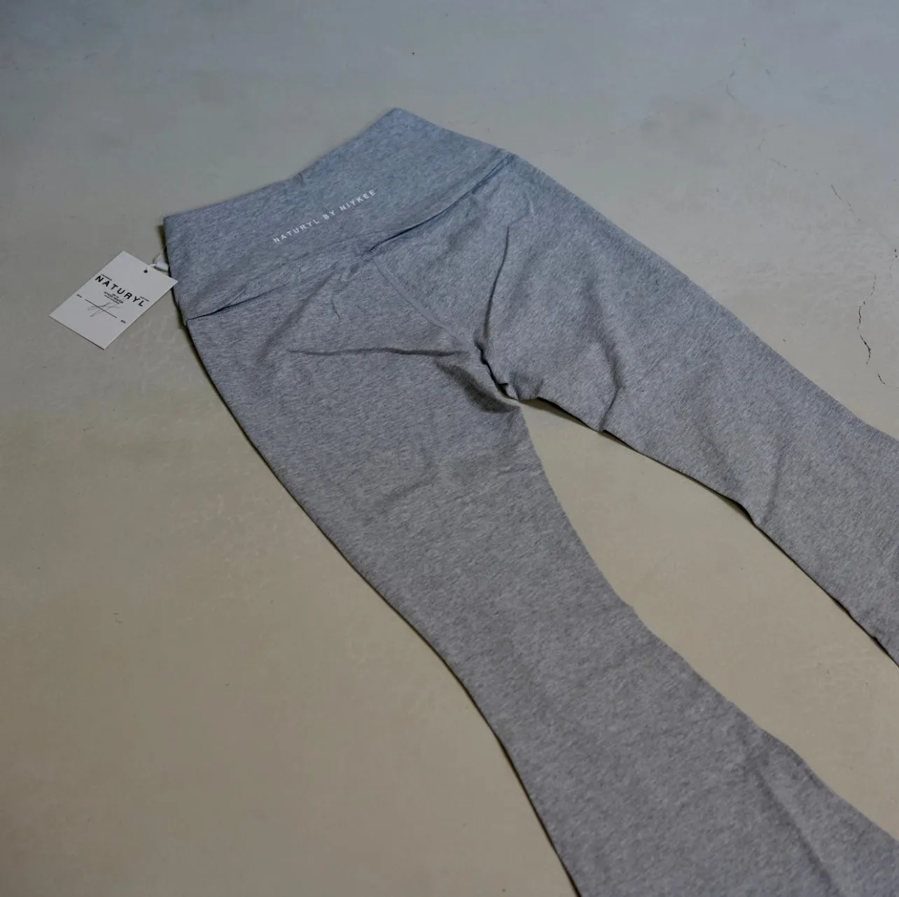 THE STRETCH SCULPT YOGA PANTS