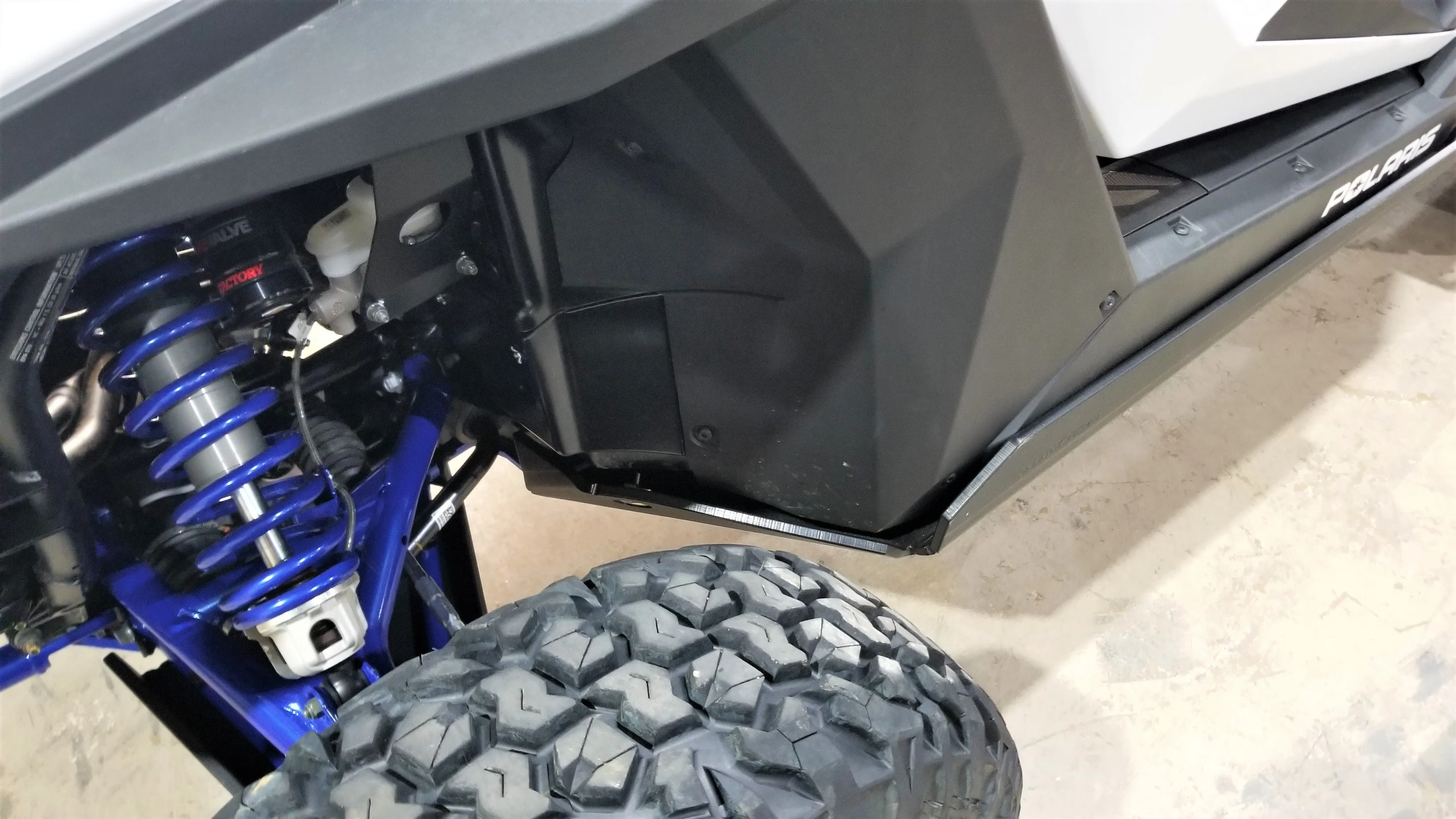 Trail Armor Polaris RZR XP PRO Full Skids with Integrated Sliders or Trimmed for Extreme Kick Out Nerf Sliders 2020 - 2025