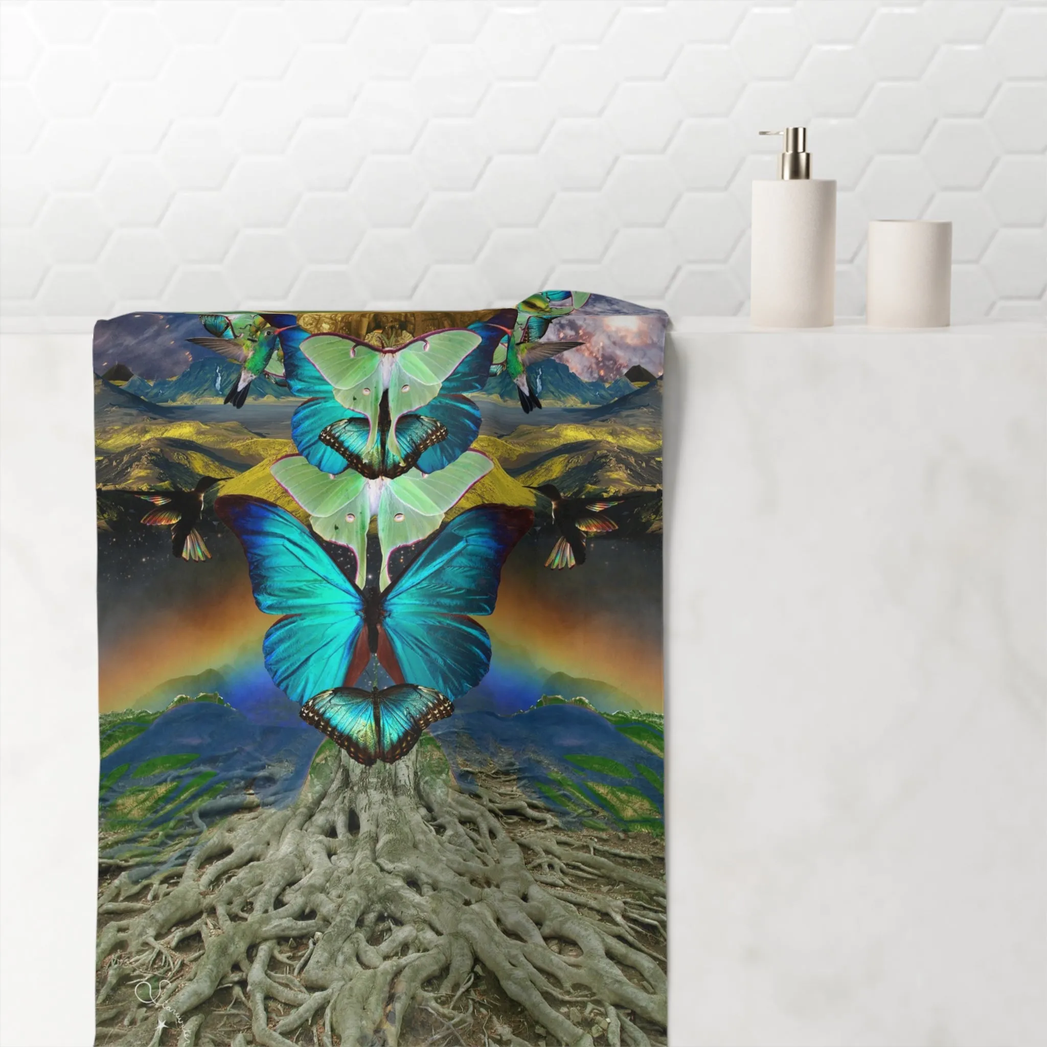 UNIVERSAL LOVE // Empress Towel