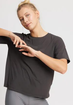 Vela Loose tee - almost black