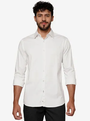 White Solid Slim Fit Casual Shirt | JadeBlue